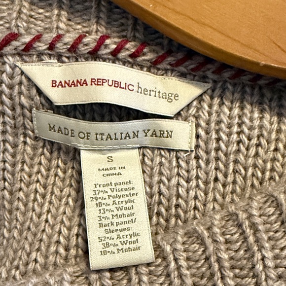 Banana Republic Women's Taupe Sweater - Picture 7 of 10